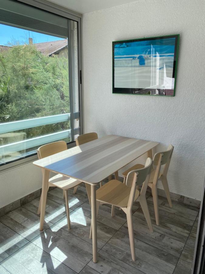 Spacieux Studio Sur Le Port De Hyères Eksteriør billede