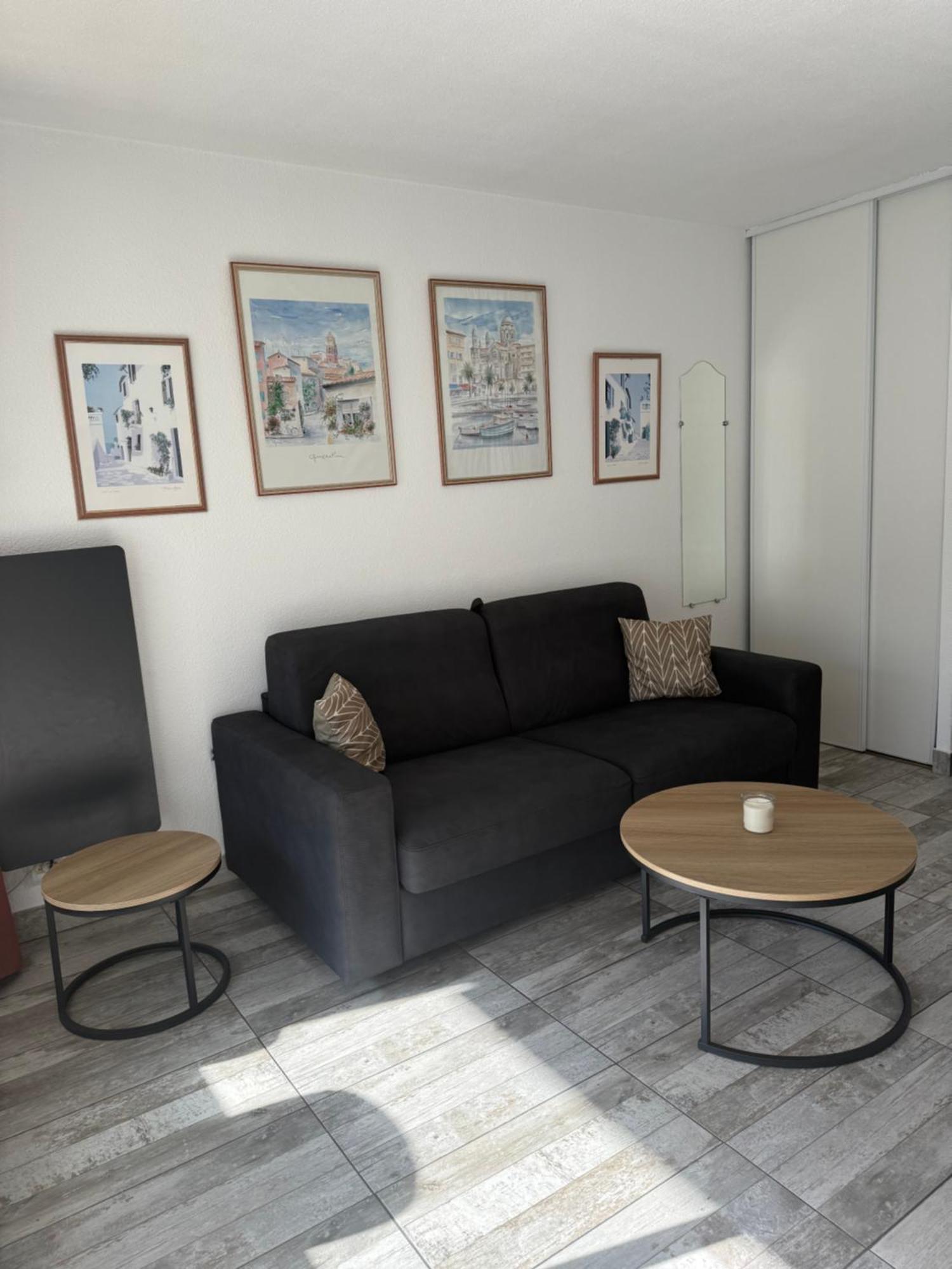 Spacieux Studio Sur Le Port De Hyères Eksteriør billede